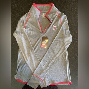 Wisconsin Badgers Women’s 1/4 zip pullover shirt NWT size Medium